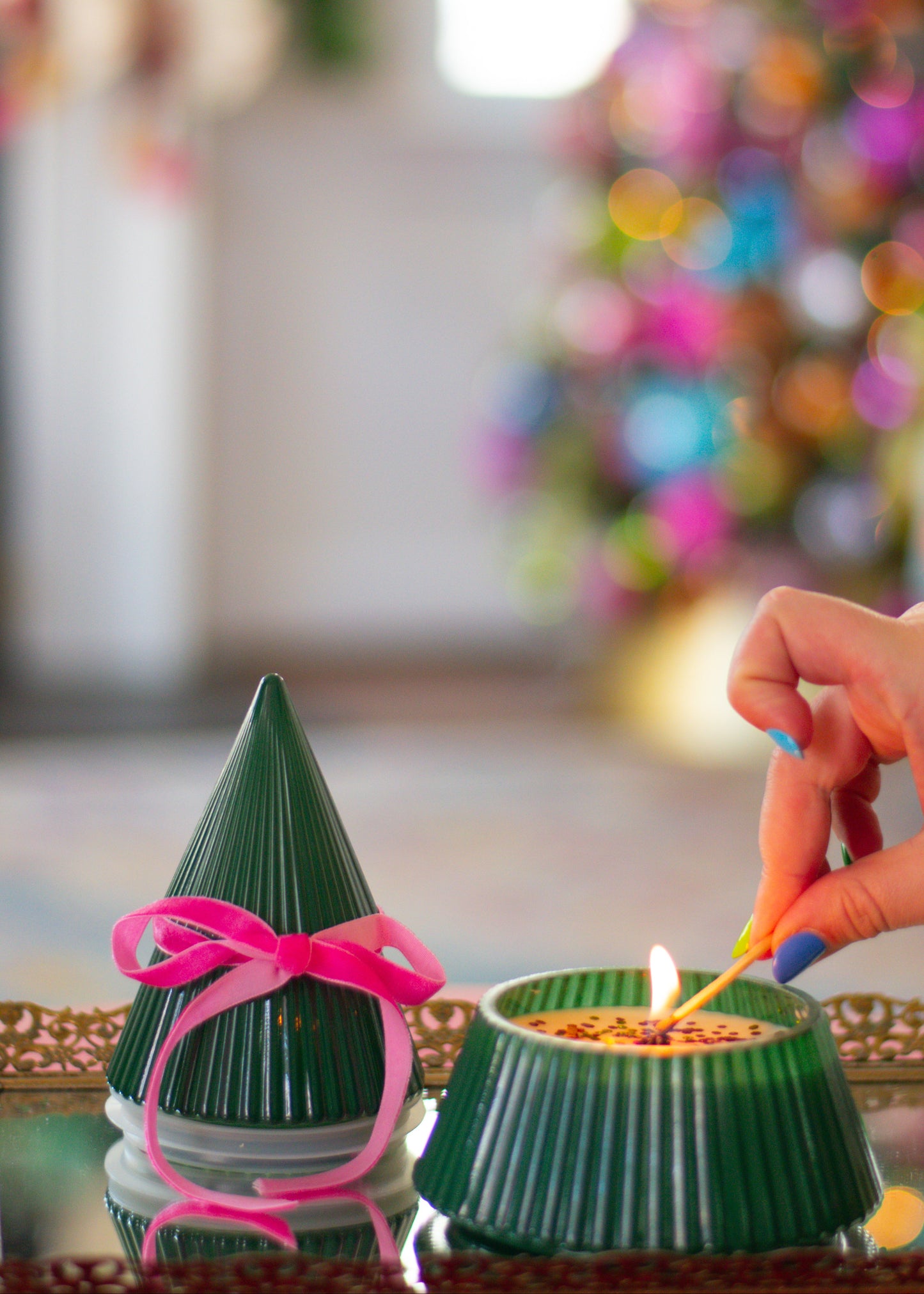 Christmas Tree Confetti Candles (Wood Wick)